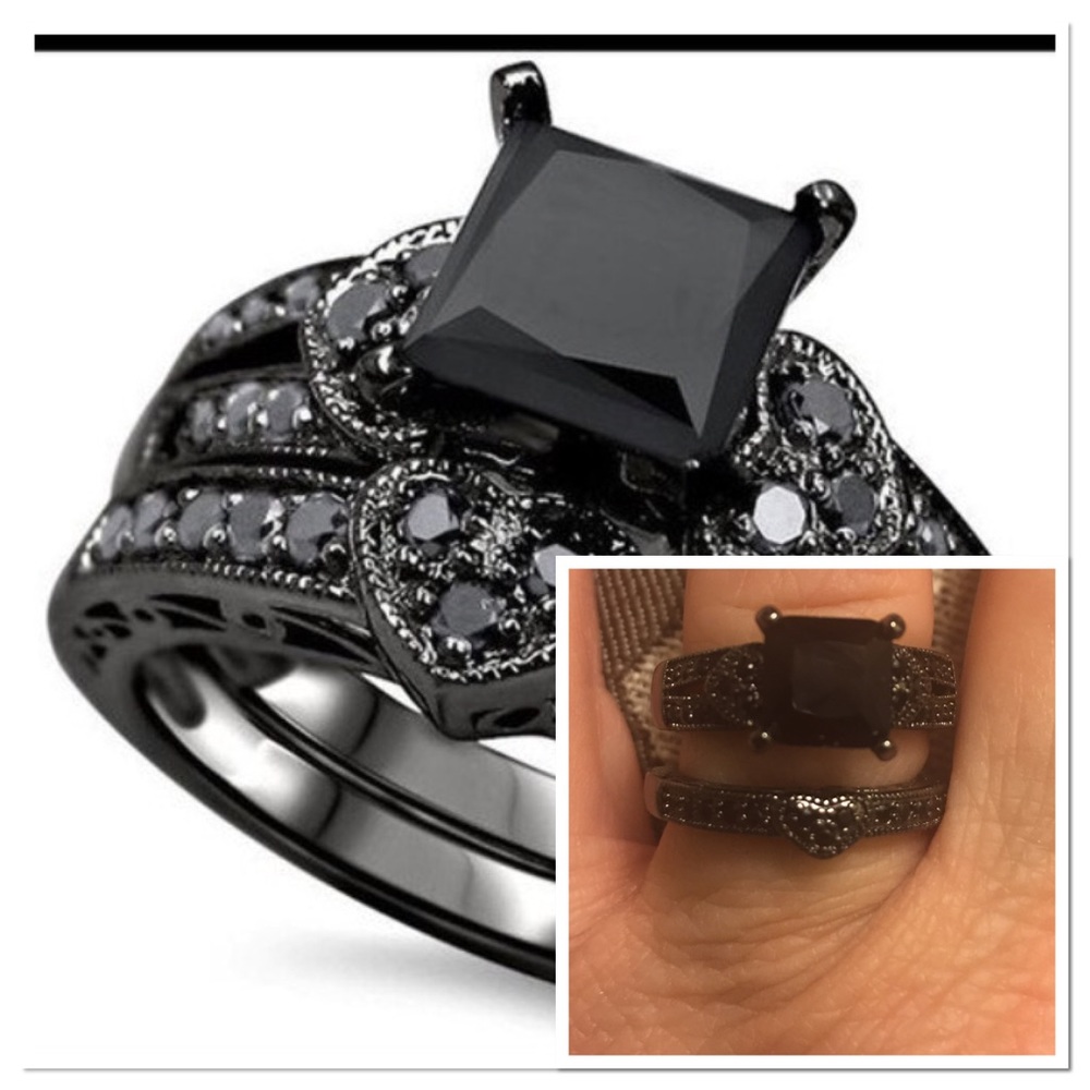Black crystal Heart ring set